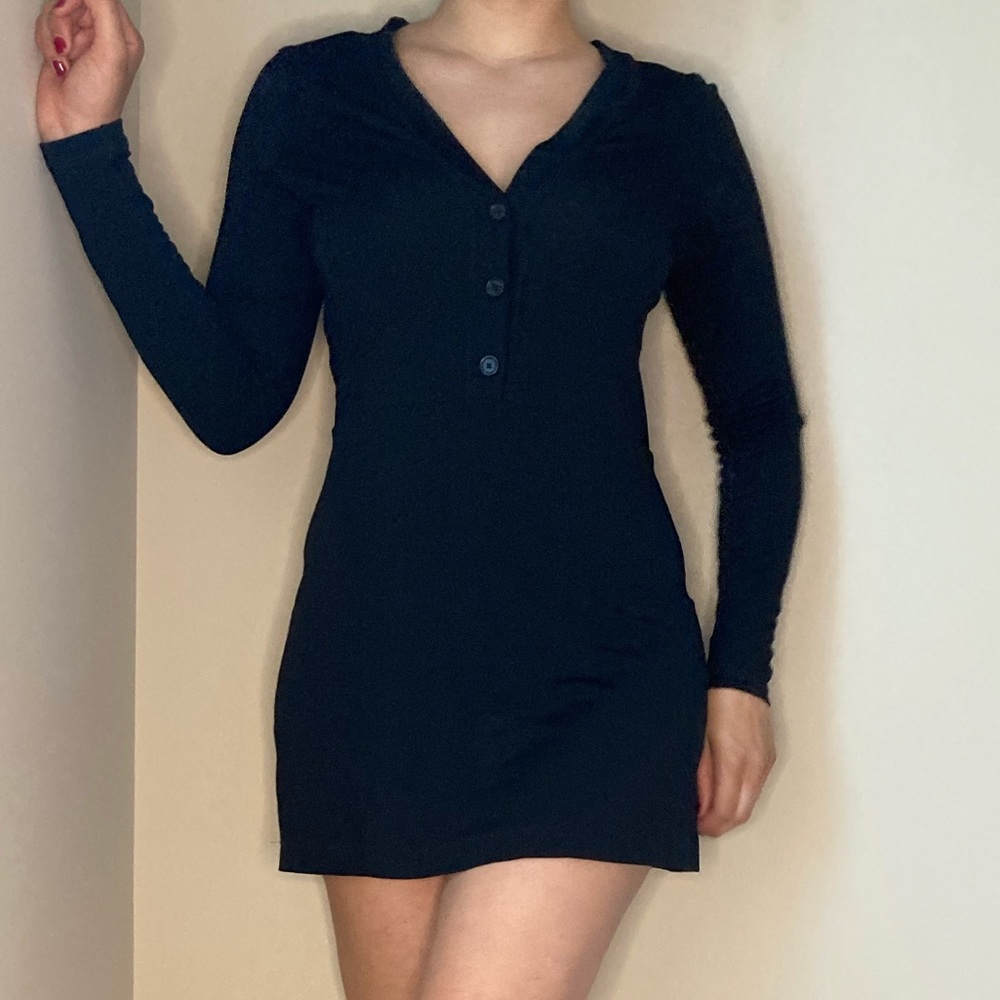 Aritzia Wilfred Free mini Sweater Dress